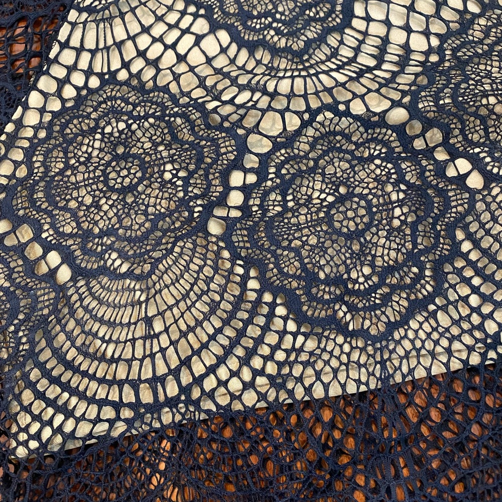 FOR LOVE & LEMONS Lace Crop Top - Picture 3 of 8